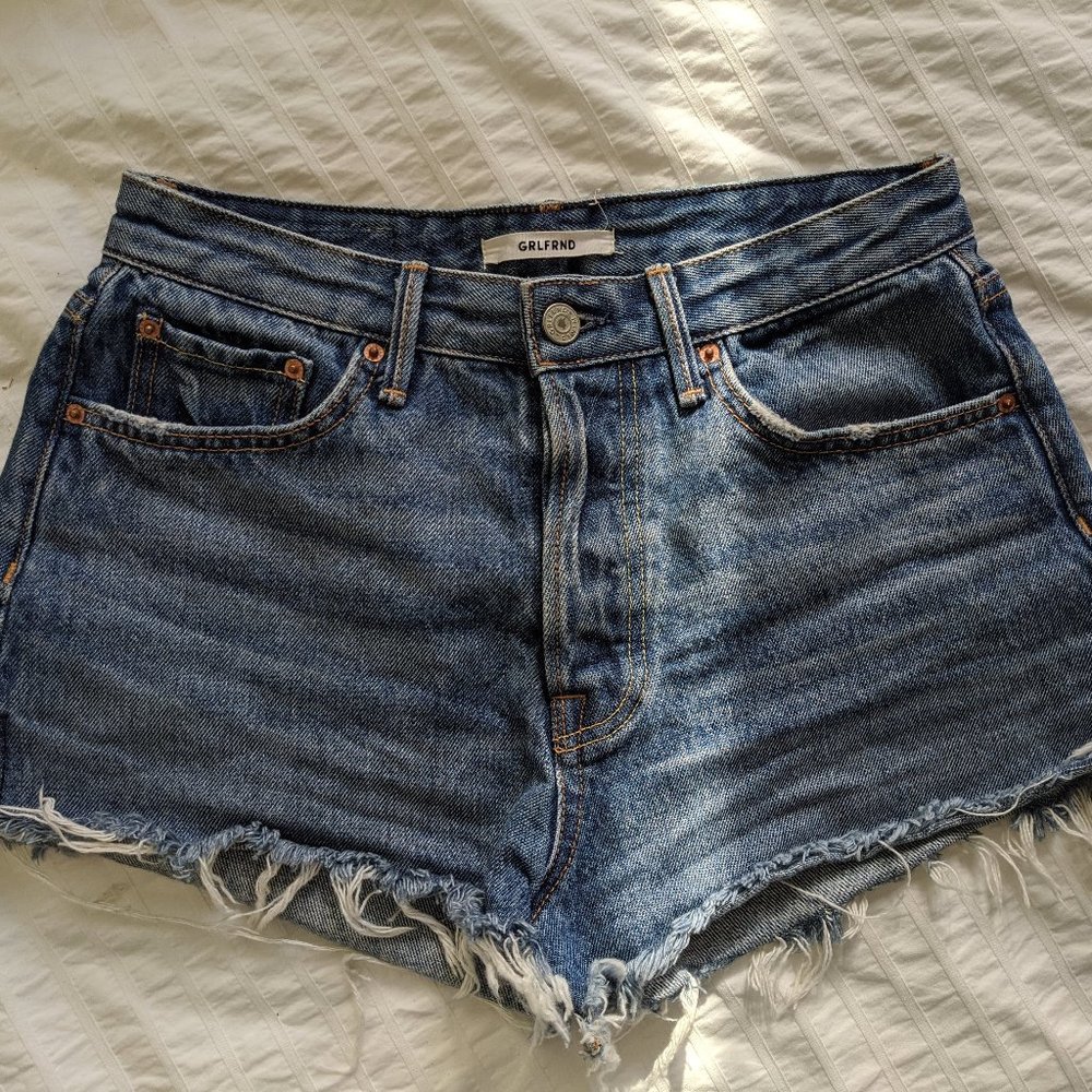 GRLFRND Cindy Highrise Jean Shorts 26